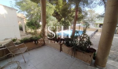 Återförsäljning - Villa - Torrevieja - Los balcones