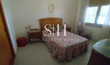 Återförsäljning - Villa - Torrevieja - Los balcones