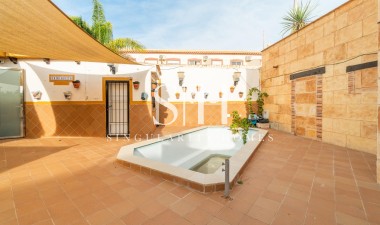 Odsprzedaż - Villa - Torrevieja - Orihuela costa