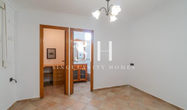 Odsprzedaż - Villa - Torrevieja - Orihuela costa