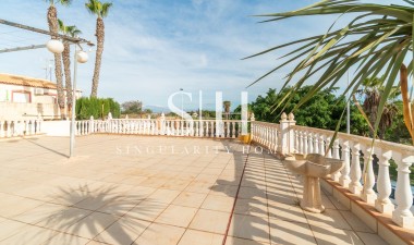 Odsprzedaż - Villa - Torrevieja - Orihuela costa