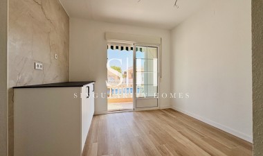 Återförsäljning - Villa - Orihuela Costa - Los Balcones