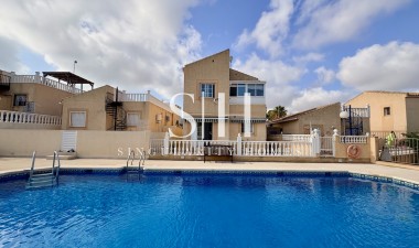 Återförsäljning - Villa - Orihuela Costa - Los Balcones