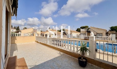Återförsäljning - Villa - Orihuela Costa - Los Balcones