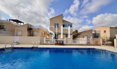Återförsäljning - Villa - Orihuela Costa - Los Balcones
