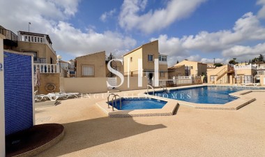 Återförsäljning - Villa - Orihuela Costa - Los Balcones