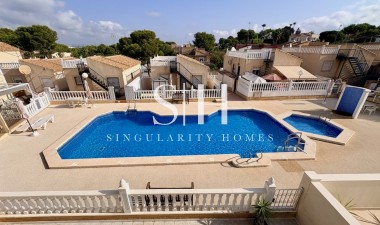 Återförsäljning - Villa - Orihuela Costa - Los Balcones