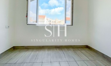 Återförsäljning - Lägenhet / lägenhet - Torrevieja