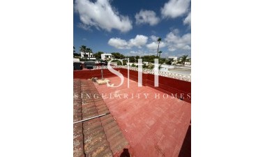 Odsprzedaż - Villa - Orihuela Costa - Costa Blanca