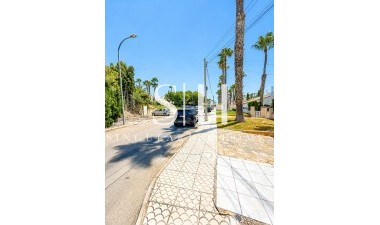 Odsprzedaż - Villa - Orihuela Costa - Costa Blanca