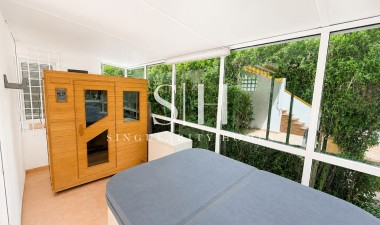 Odsprzedaż - Villa - Orihuela Costa - Costa Blanca