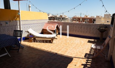 Odsprzedaż - Mieszkanie w bloku - Torrevieja - Costa Blanca