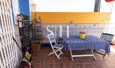 Odsprzedaż - Mieszkanie w bloku - Torrevieja - Costa Blanca