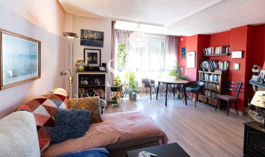 Odsprzedaż - Mieszkanie w bloku - Torrevieja - Costa Blanca