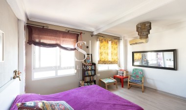 Odsprzedaż - Mieszkanie w bloku - Torrevieja - Costa Blanca