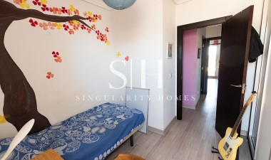 Odsprzedaż - Mieszkanie w bloku - Torrevieja - Costa Blanca