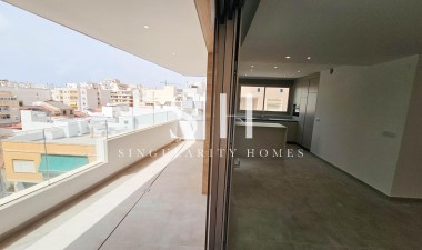 Odsprzedaż - Mieszkanie w bloku - Torrevieja - Paseo Maritimo