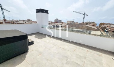 Odsprzedaż - Mieszkanie w bloku - Torrevieja - Paseo Maritimo