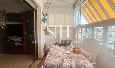 Odsprzedaż - Bungalow - Torrevieja - aguas nuevas