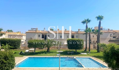 Odsprzedaż - Bungalow - Torrevieja - aguas nuevas