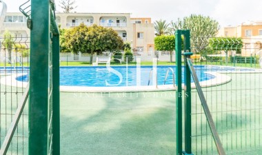 Odsprzedaż - Mieszkanie w bloku - Torrevieja - Torreblanca
