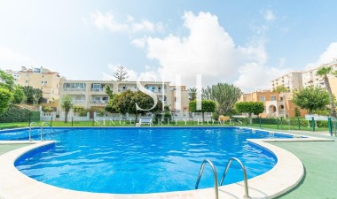 Odsprzedaż - Mieszkanie w bloku - Torrevieja - Torreblanca