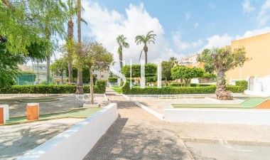 Odsprzedaż - Mieszkanie w bloku - Torrevieja - Torreblanca