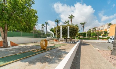 Odsprzedaż - Mieszkanie w bloku - Torrevieja - Torreblanca