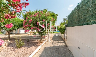 Odsprzedaż - Mieszkanie w bloku - Torrevieja - Torreblanca