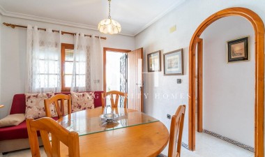 Odsprzedaż - Mieszkanie w bloku - Torrevieja - Torreblanca