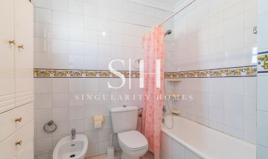 Odsprzedaż - Mieszkanie w bloku - Torrevieja - Torreblanca