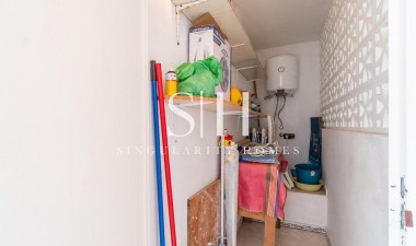 Odsprzedaż - Mieszkanie w bloku - Torrevieja - Torreblanca