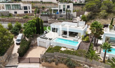 Odsprzedaż - Villa - Orihuela Costa - Las Colinas Golf