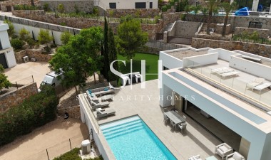 Odsprzedaż - Villa - Orihuela Costa - Las Colinas Golf