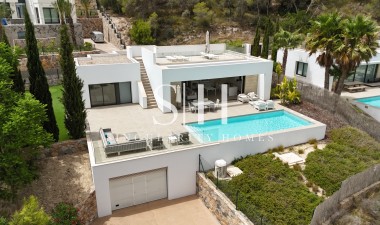 Odsprzedaż - Villa - Orihuela Costa - Las Colinas Golf