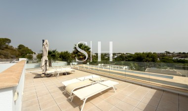 Odsprzedaż - Villa - Orihuela Costa - Las Colinas Golf