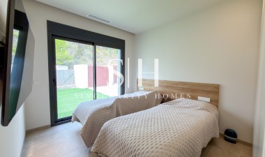 Odsprzedaż - Villa - Orihuela Costa - Las Colinas Golf