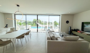 Odsprzedaż - Villa - Orihuela Costa - Las Colinas Golf