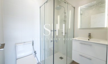 Resale - Villa - Torrevieja - La siesta