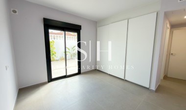 Resale - Villa - Torrevieja - La siesta