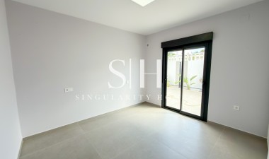 Resale - Villa - Torrevieja - La siesta
