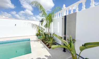 Resale - Villa - Torrevieja - La siesta