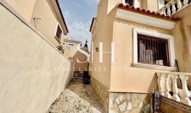 Odsprzedaż - Villa - Orihuela Costa - Costa Blanca