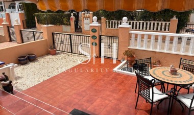 Odsprzedaż - Villa - Orihuela Costa - Costa Blanca