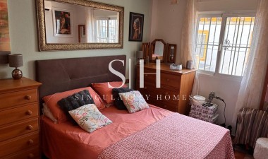 Odsprzedaż - Villa - Orihuela Costa - Costa Blanca