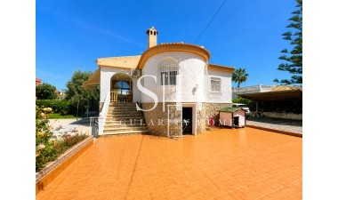 Odsprzedaż - Villa - Torrevieja - Costa Blanca