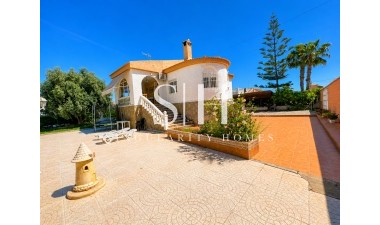 Odsprzedaż - Villa - Torrevieja - Costa Blanca