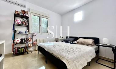 Odsprzedaż - Villa - Orihuela Costa - Costa Blanca