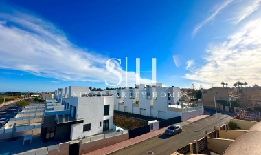 Odsprzedaż - Dom - Torrevieja - La siesta