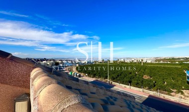 Odsprzedaż - Dom - Torrevieja - La siesta